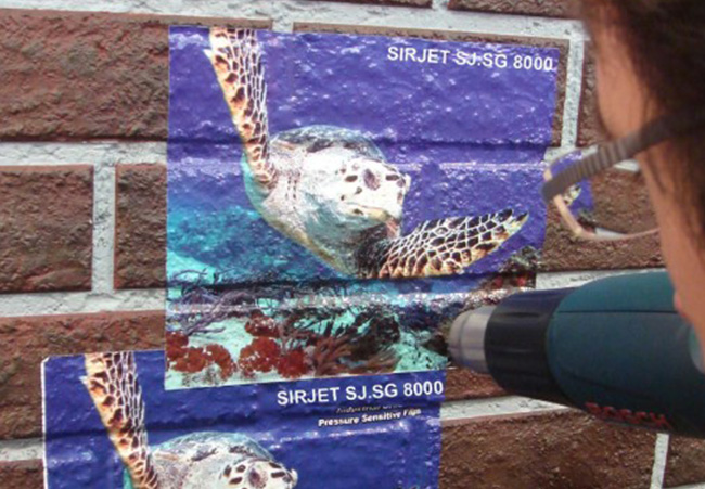 folia z bardzo silnym klejem